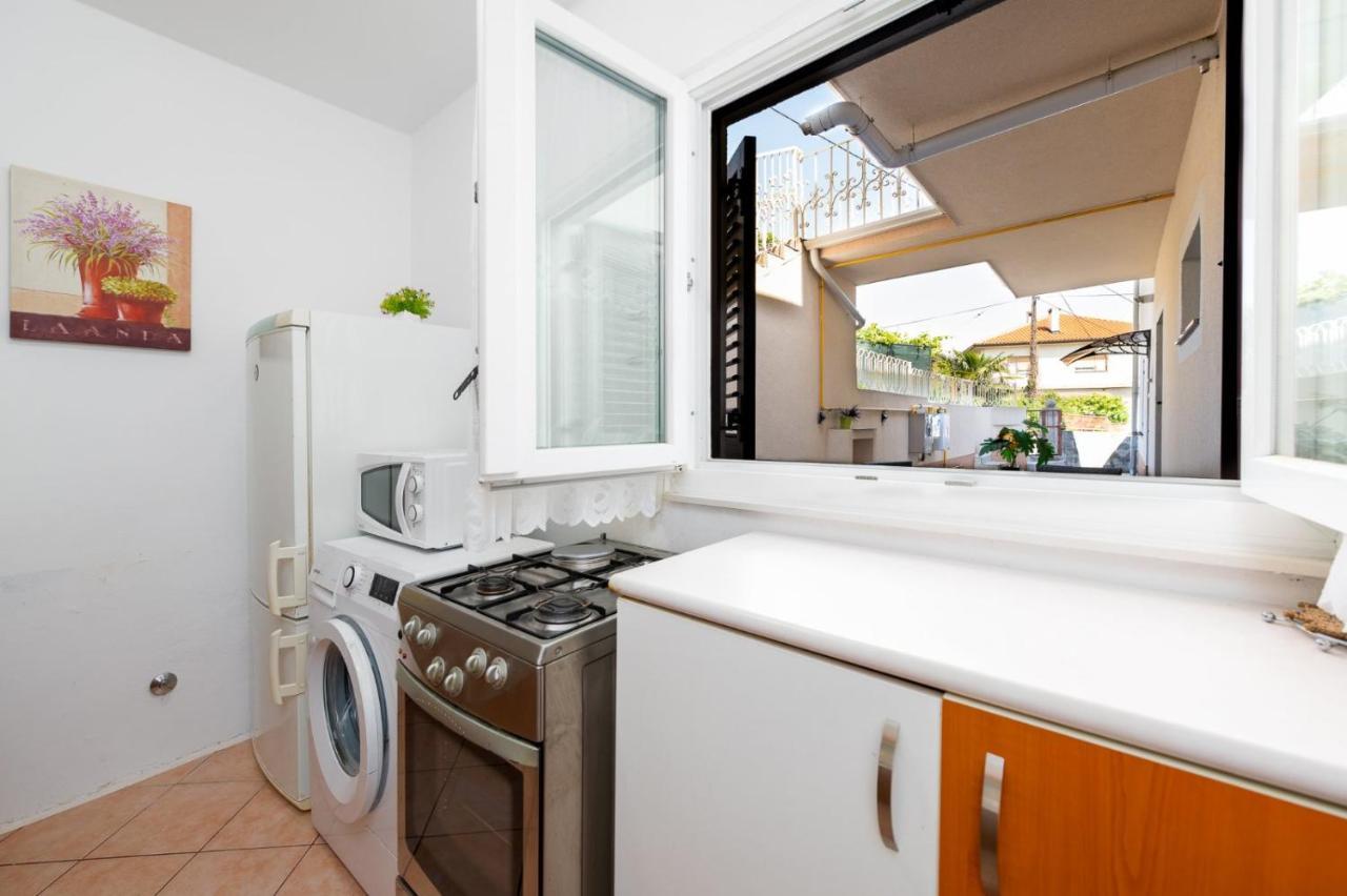 Apartamento Sea And Sun Kantrida Rijeka Exterior foto