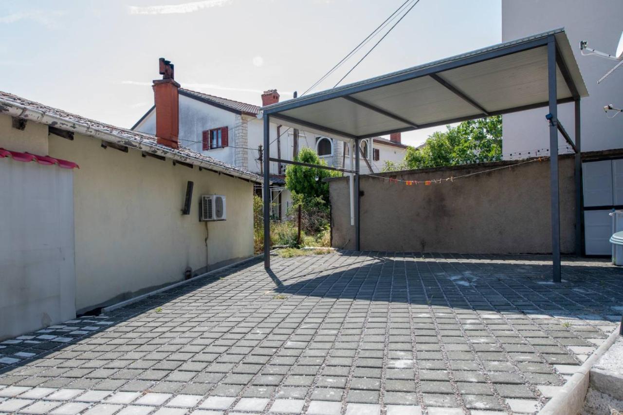 Apartamento Sea And Sun Kantrida Rijeka Exterior foto